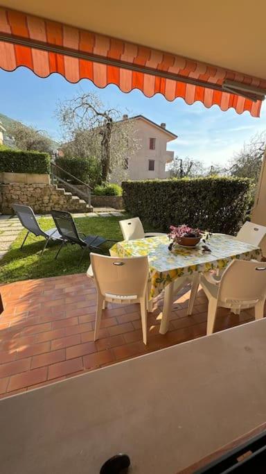 Giuly Beth'S House Apartment Brenzone sul Garda Luaran gambar