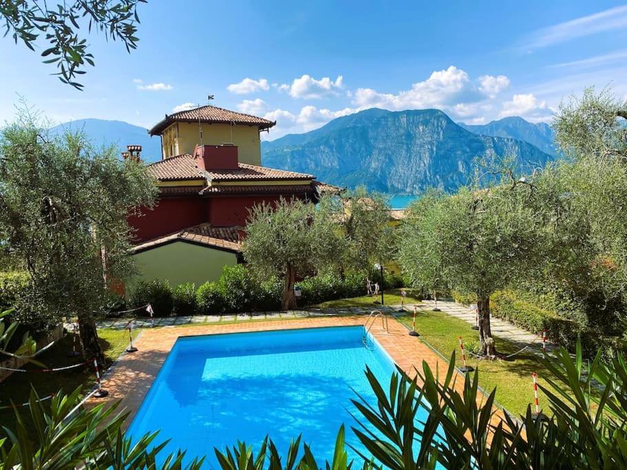 Giuly Beth'S House Apartment Brenzone sul Garda Luaran gambar