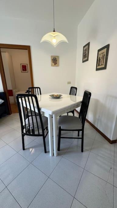 Giuly Beth'S House Apartment Brenzone sul Garda Luaran gambar